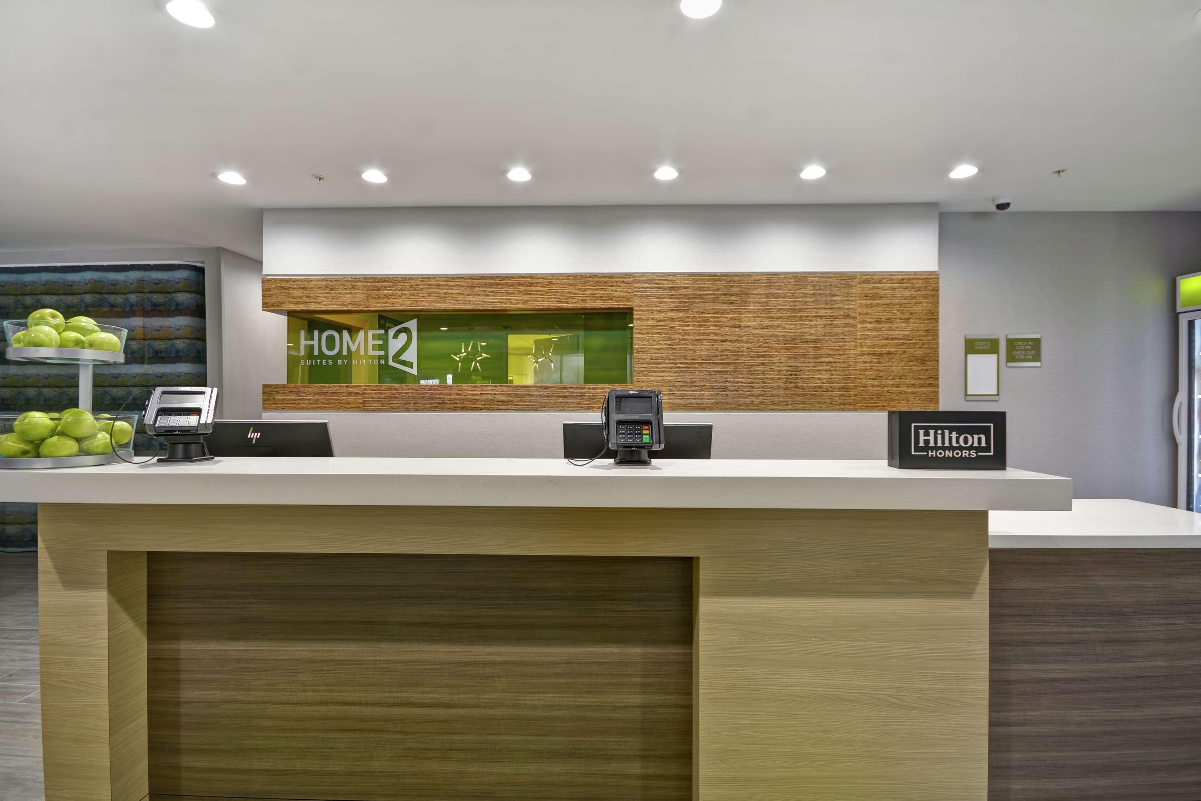 Home2 Suites By Hilton Grand Rapids North Walker Kültér fotó