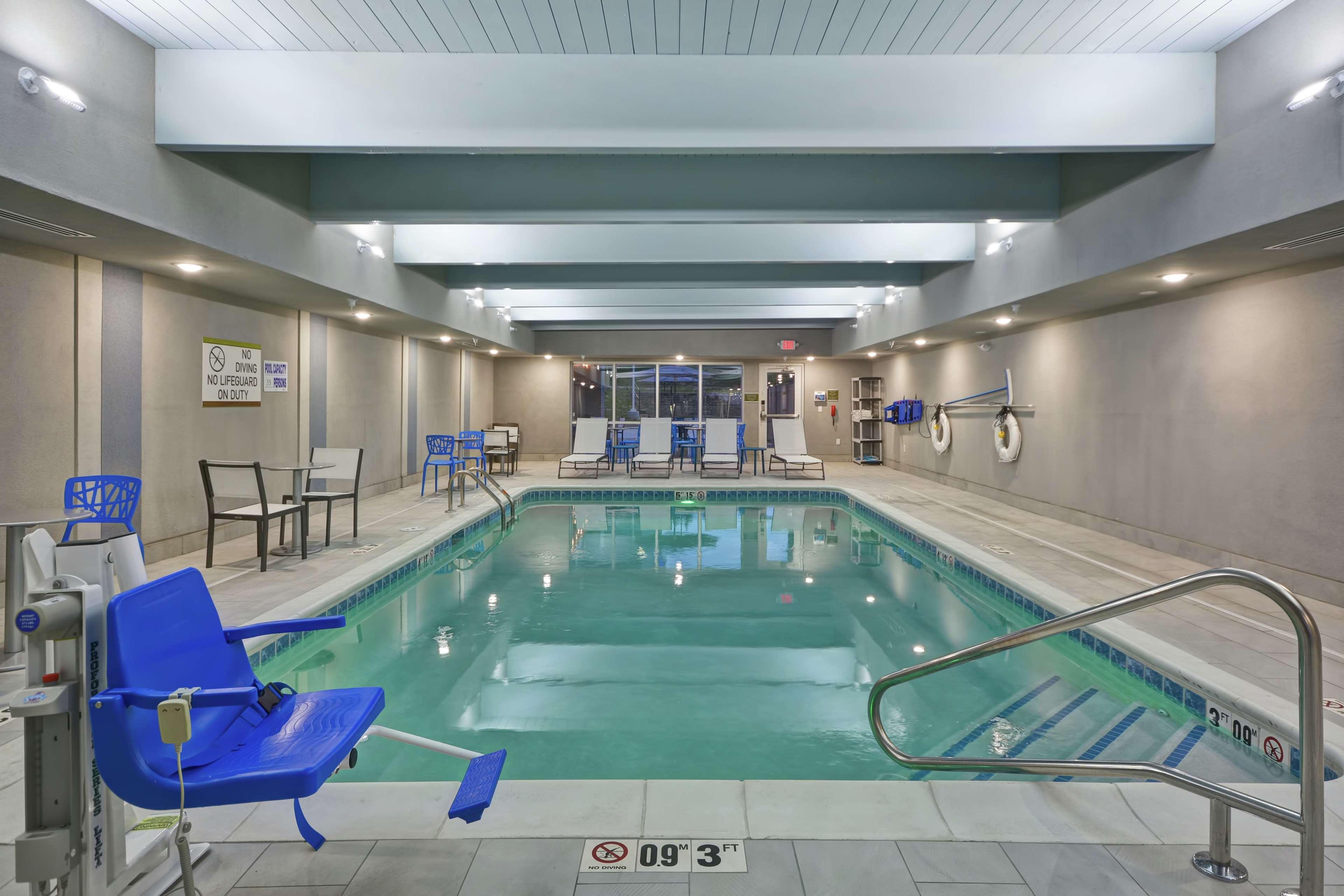 Home2 Suites By Hilton Grand Rapids North Walker Kültér fotó